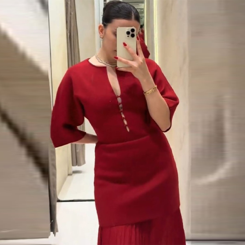 Women's Elegant Burgundy Pleat - đánh giá và giá Women Formal Wear With Skirt